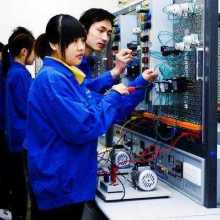 吳江經(jīng)濟(jì)開(kāi)發(fā)區(qū)起航叉車(chē)租賃服務(wù)部 一站式叉車(chē)租賃與專(zhuān)業(yè)廣告設(shè)計(jì)服務(wù)